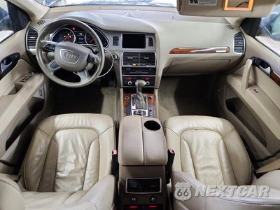 Zdjęcie 8 z 12 samochodu: 2013 AUDI Q7 PREMIUM PLUS VIN:WA1LGAFE3DD015957 - miniatura
