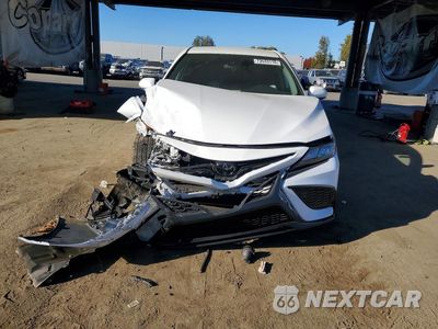 Piąte zdjęcie samochodu w środku: 2022 TOYOTA CAMRY SE VIN:4T1G11AK1NU712692 - miniatura