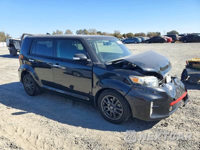 Czwarte zdjęcie samochodu z boku: 2015 SCION XB BASE VIN:JTLZE4FE9FJ074172 - miniatura