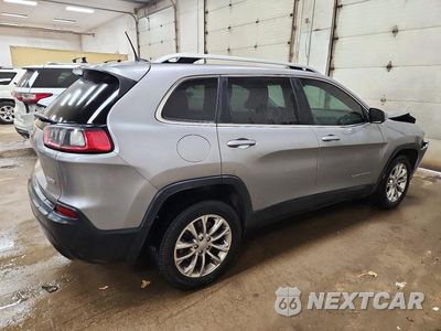 Trzecie zdjęcie samochodu z tyłu: 2019 JEEP CHEROKEE LATITUDE VIN:1C4PJLCX9KD272287 - miniatura