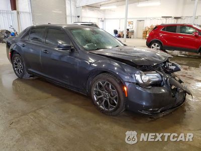 Czwarte zdjęcie samochodu z boku: 2018 CHRYSLER 300 S VIN:2C3CCAGG5JH300521 - miniatura