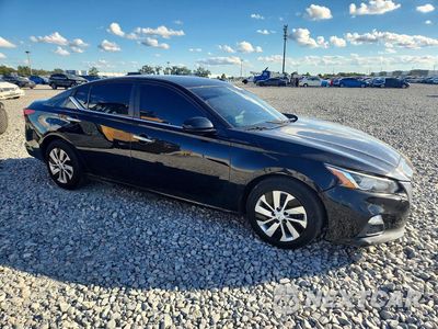 Czwarte zdjęcie samochodu z boku: 2020 NISSAN ALTIMA S VIN:1N4BL4BV1LC239629 - miniatura