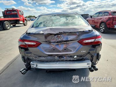 Zdjęcie 6 z 13 samochodu: 2018 TOYOTA CAMRY XSE VIN:4T1B61HK6JU136903 - miniatura