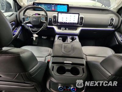 Zdjęcie 8 z 14 samochodu: 2025 FORD EXPEDITION PLATINUM VIN:1FMJU1M89SEA14317 - miniatura