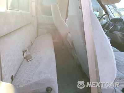 Zdjęcie 10 z 12 samochodu: 1999 FORD F250 SUPER DUTY VIN:1FTNX21S2XEB71567 - miniatura