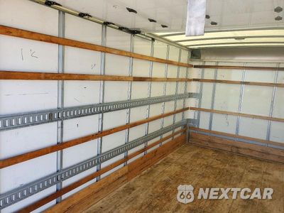 Zdjęcie 11 z 13 samochodu: 2024 ISUZU NPR HD BOX TRUCK VIN:54DC4W1D9RS207568 - miniatura