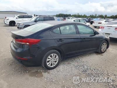 Trzecie zdjęcie samochodu z tyłu: 2018 HYUNDAI ELANTRA SE VIN:5NPD74LFXJH224823 - miniatura