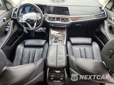 Zdjęcie 8 z 12 samochodu: 2020 BMW X7 XDRIVE40I VIN:5UXCW2C00L9A03159 - miniatura