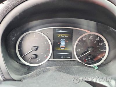 Zdjęcie 9 z 12 samochodu: 2017 NISSAN SENTRA SV VIN:3N1AB7AP7HY336543 - miniatura