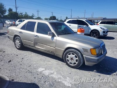 Czwarte zdjęcie samochodu z boku: 1992 MERCEDES-BENZ 300 D VIN:WDBEB28D8NB813907 - miniatura