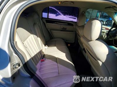 Zdjęcie 10 z 12 samochodu: 2003 LINCOLN TOWN CAR SIGNATURE VIN:1LNHM82W63Y672170 - miniatura