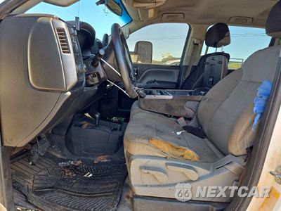 Zdjęcie 7 z 12 samochodu: 2015 CHEVROLET SILVERADO K2500 HEAVY DUTY VIN:1GC1KUE84FF192159 - miniatura