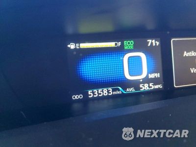 Zdjęcie 9 z 12 samochodu: 2016 TOYOTA PRIUS FOUR VIN:JTDKARFU6G3516442 - miniatura