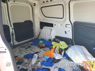 Zdjęcie 11 z 13 samochodu: 2018 RAM PROMASTER CITY VIN:ZFBERFAB5J6L00133 - miniatura