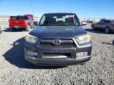 Piąte zdjęcie samochodu w środku: 2011 TOYOTA 4RUNNER SR5 VIN:JTEZU5JR6B5030742 - miniatura