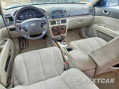 Zdjęcie 8 z 13 samochodu: 2006 HYUNDAI SONATA GLS VIN:KMHEU46C76A088000 - miniatura