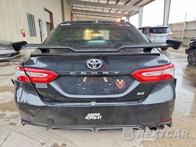 Zdjęcie 6 z 12 samochodu: 2020 TOYOTA CAMRY SE VIN:4T1G11AK2LU946546 - miniatura