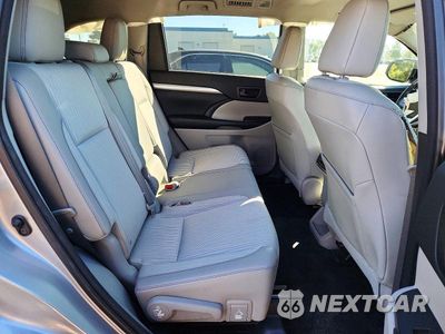 Zdjęcie 11 z 13 samochodu: 2015 TOYOTA HIGHLANDER LE PLUS VIN:5TDZKRFH2FS065327 - miniatura