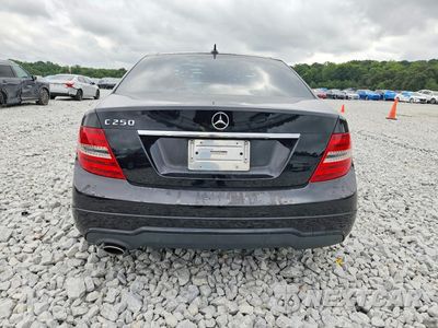 Zdjęcie 6 z 12 samochodu: 2012 MERCEDES-BENZ C 250 VIN:WDDGF4HB6CR218461 - miniatura