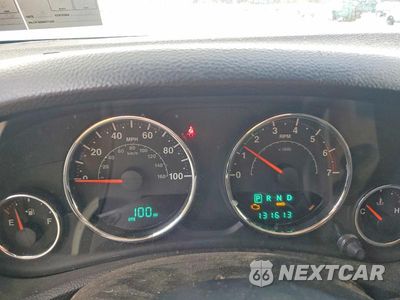 Zdjęcie 9 z 14 samochodu: 2011 JEEP WRANGLER UNLIMITED SAHARA VIN:1J4BA5H16BL526581 - miniatura