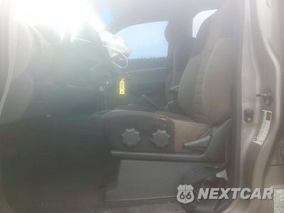 Zdjęcie 7 z 13 samochodu: 2008 NISSAN XTERRA X VIN:5N1AN08U88C502483 - miniatura