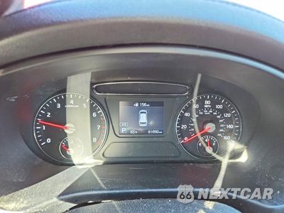 Zdjęcie 9 z 14 samochodu: 2019 KIA SORENTO LX VIN:5XYPGDA31KG557166 - miniatura