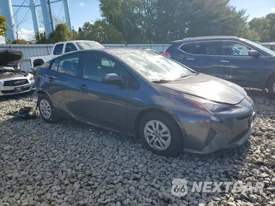 Czwarte zdjęcie samochodu z boku: 2016 TOYOTA PRIUS TWO VIN:JTDKBRFUXG3007953 - miniatura