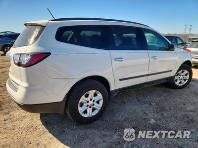Trzecie zdjęcie samochodu z tyłu: 2015 CHEVROLET TRAVERSE LS VIN:1GNKVFED0FJ272745 - miniatura