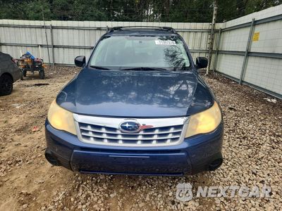 Piąte zdjęcie samochodu w środku: 2011 SUBARU FORESTER 2.5X VIN:JF2SHBBC3BH754570 - miniatura