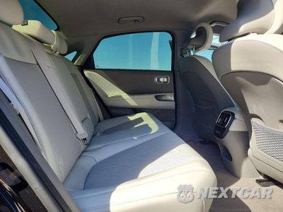 Zdjęcie 10 z 12 samochodu: 2023 HYUNDAI IONIQ 6 SEL VIN:KMHM34AA8PA049938 - miniatura
