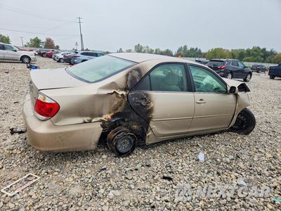 Trzecie zdjęcie samochodu z tyłu: 2005 TOYOTA CAMRY LE VIN:4T1BE32K55U570470 - miniatura