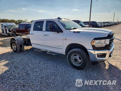 Czwarte zdjęcie samochodu z boku: 2021 RAM 3500 TRADESMAN VIN:3C63RRGL0MG528038 - miniatura