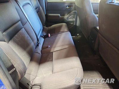 Zdjęcie 10 z 12 samochodu: 2025 NISSAN FRONTIER SV VIN:1N6ED1EK2SN601312 - miniatura