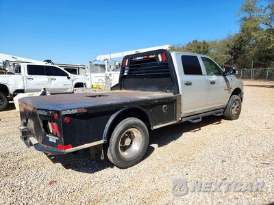 Trzecie zdjęcie samochodu z tyłu: 2014 RAM 3500 ST VIN:3C63RRGL6EG245760 - miniatura