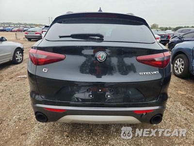 Zdjęcie 6 z 12 samochodu: 2023 ALFA ROMEO STELVIO TI VIN:ZASPAKBN1P7D54389 - miniatura