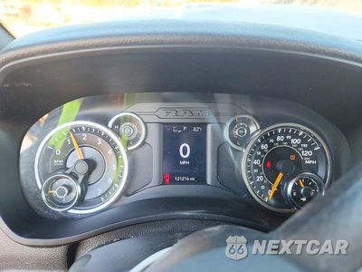 Zdjęcie 9 z 12 samochodu: 2021 RAM 2500 TRADESMAN VIN:3C6UR5CJXMG656675 - miniatura