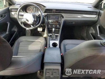 Zdjęcie 8 z 12 samochodu: 2021 VOLKSWAGEN PASSAT R-LINE VIN:1VWMA7A31MC011963 - miniatura