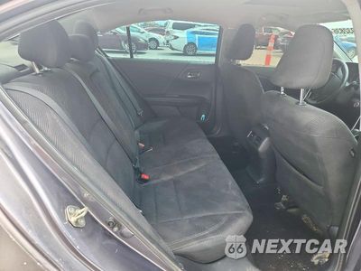 Zdjęcie 10 z 12 samochodu: 2017 HONDA ACCORD EX VIN:1HGCR2F78HA275013 - miniatura