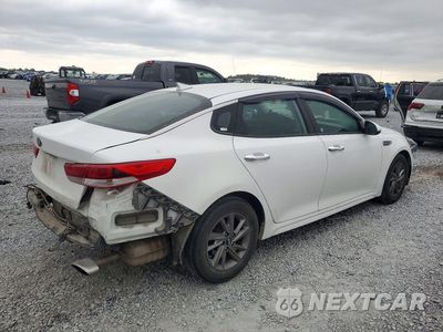 Trzecie zdjęcie samochodu z tyłu: 2019 KIA OPTIMA LX VIN:5XXGT4L3XKG357769 - miniatura