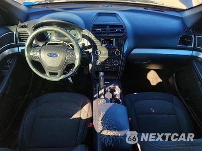 Zdjęcie 8 z 13 samochodu: 2017 FORD EXPLORER XLT VIN:1FM5K8D89HGC79414 - miniatura