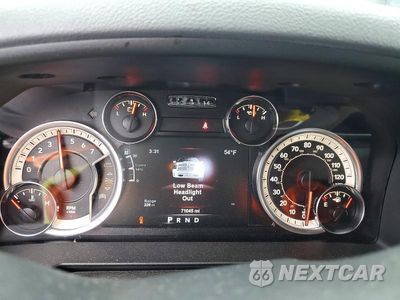 Zdjęcie 9 z 12 samochodu: 2018 RAM 1500 SLT VIN:1C6RR7GGXJS231476 - miniatura