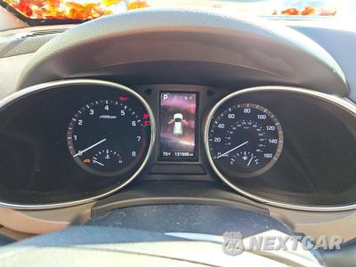 Zdjęcie 9 z 14 samochodu: 2018 HYUNDAI SANTA FE SE VIN:KM8SNDHF3JU264779 - miniatura