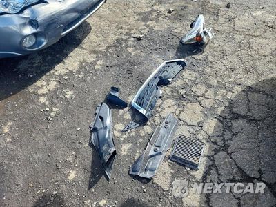 Zdjęcie 12 z 13 samochodu: 2018 SUBARU FORESTER 2.5I PREMIUM VIN:JF2SJAGCXJH576467 - miniatura