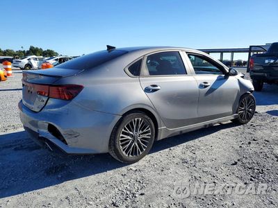 Trzecie zdjęcie samochodu z tyłu: 2024 KIA FORTE GT LINE VIN:3KPF54AD0RE810494 - miniatura