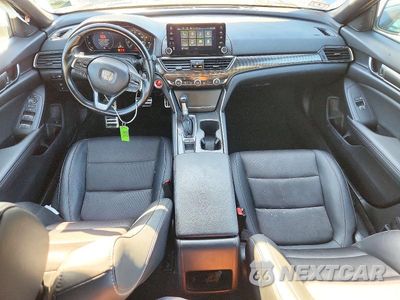Zdjęcie 8 z 12 samochodu: 2020 HONDA ACCORD SPORT VIN:1HGCV1F32LA152271 - miniatura