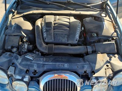 Zdjęcie 11 z 13 samochodu: 2000 JAGUAR S-TYPE VIN:SAJDA01D8YGL27489 - miniatura