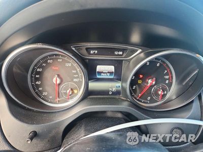 Zdjęcie 9 z 12 samochodu: 2018 MERCEDES-BENZ CLA 250 4MATIC VIN:WDDSJ4GB6JN559731 - miniatura