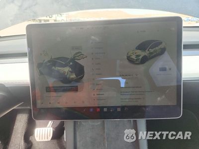 Zdjęcie 9 z 12 samochodu: 2025 TESLA MODEL Y VIN:7SAYGDEF9SF299286 - miniatura