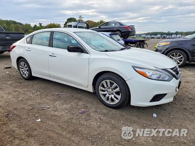 Czwarte zdjęcie samochodu z boku: 2018 NISSAN ALTIMA 2.5 S VIN:1N4AL3AP7JC196338 - miniatura