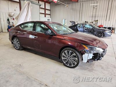 Czwarte zdjęcie samochodu z boku: 2024 NISSAN ALTIMA SL VIN:1N4BL4EW7RN422955 - miniatura
